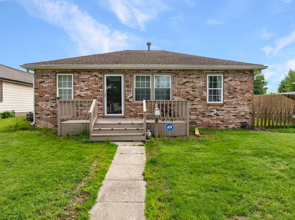 821 N East St, Tipton, IN 46072