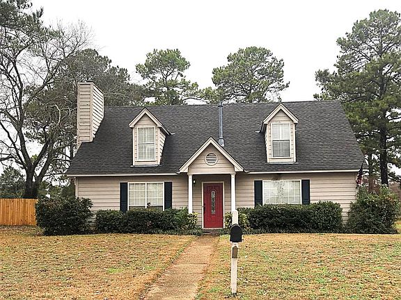 3rd image of 713 Thousand Oaks Dr
