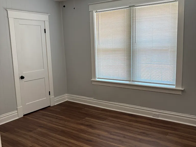 515 W Woodbine Ave — Photo 13