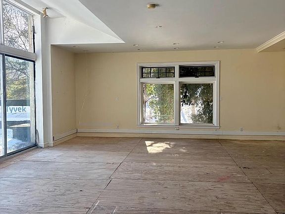 5th image of 7615 Saint Martins Ln