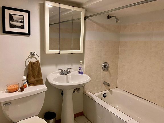 3rd image of 3753 W Lyndale St #0