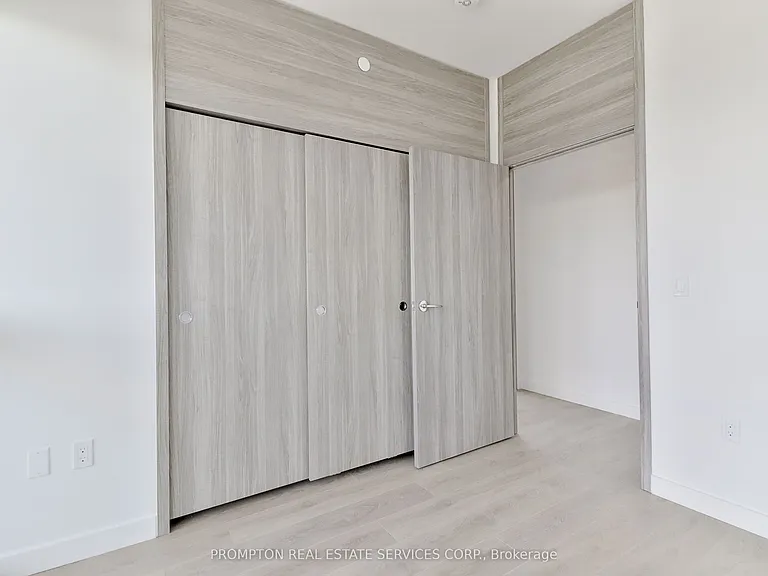 75 Billes Hts #1502 — Photo 15