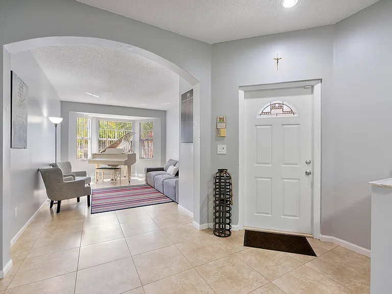 11221 NW 46th Dr — Photo 14