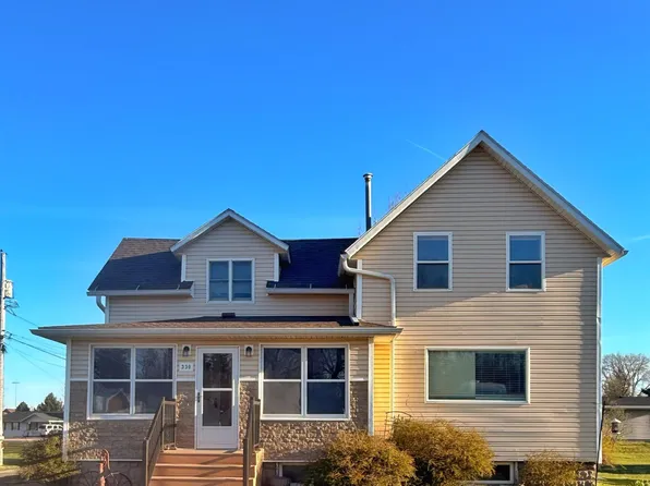 330 E 5th St, Glidden, IA 51443