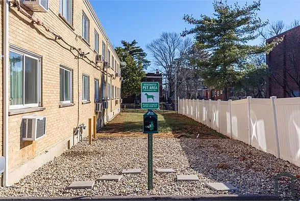 4305 Virginia Ave — Photo 12