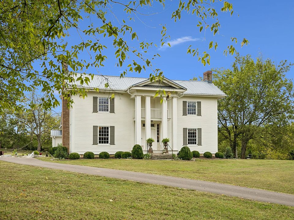 1st image of 2665 Davidson Rd