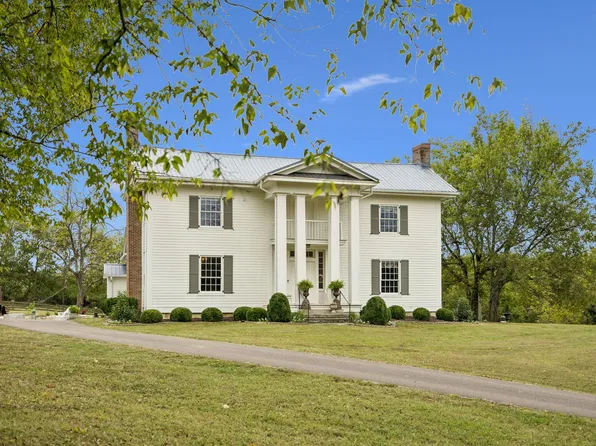 2665 Davidson Rd, Culleoka, TN 38451