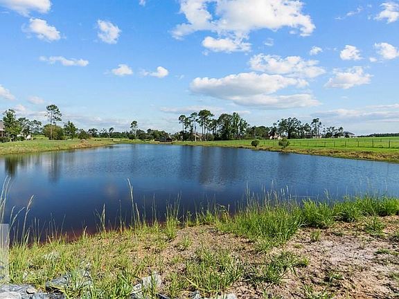 4th image of 485 Beaver Kreek Rd