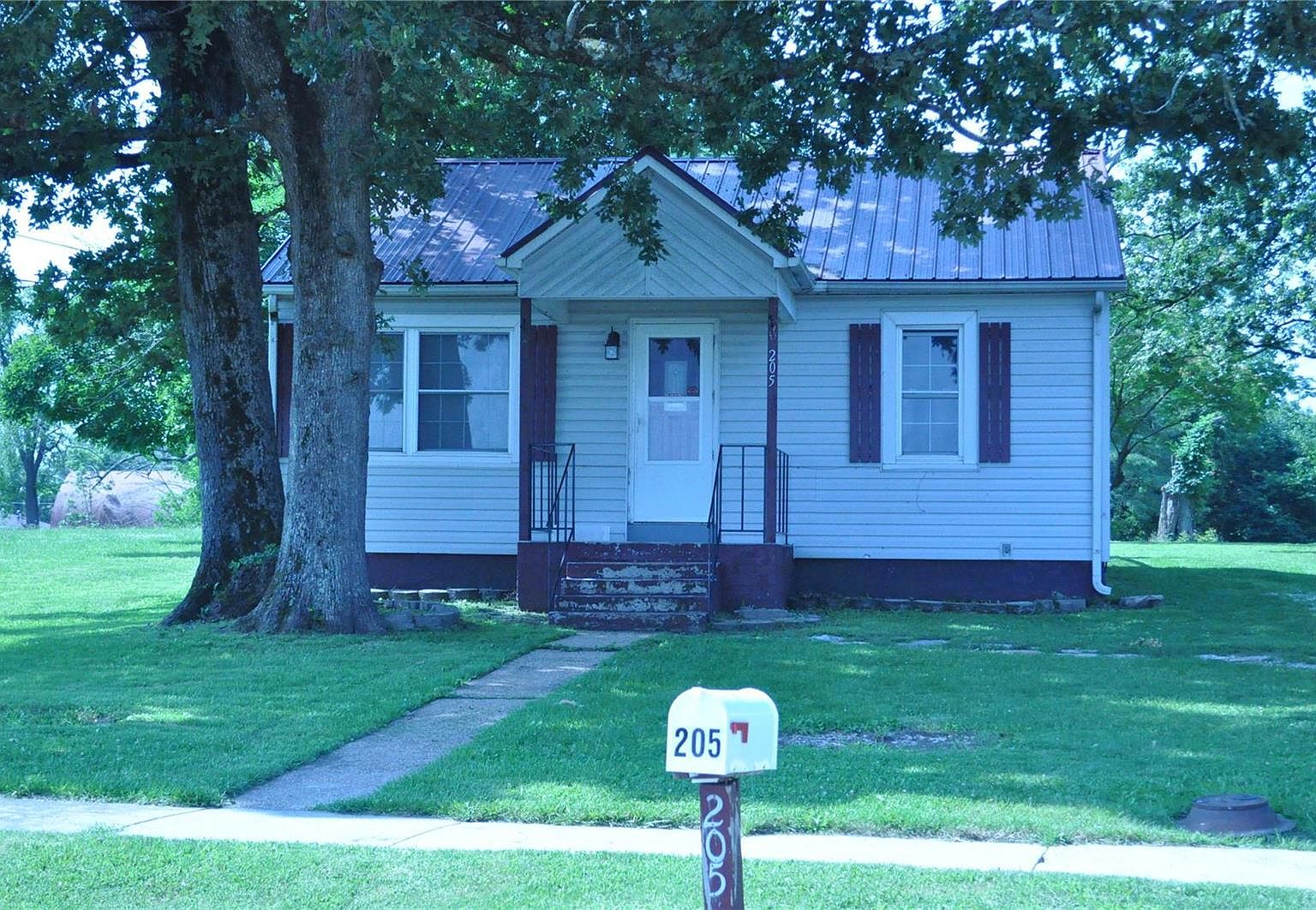 205 W Chestnut St, Dixon, MO 65459 Zillow