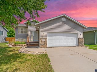 4824 S Emma Ln, Sioux Falls, SD 57106