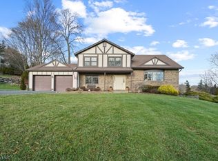 204 Beverly Rd, Hawthorne, NJ 07506