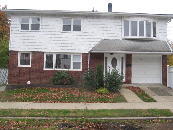 117 Bay Ter, Staten Island, NY 10306
