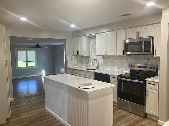 3 bed, 1520 sqft, $2,300 — Photo 4