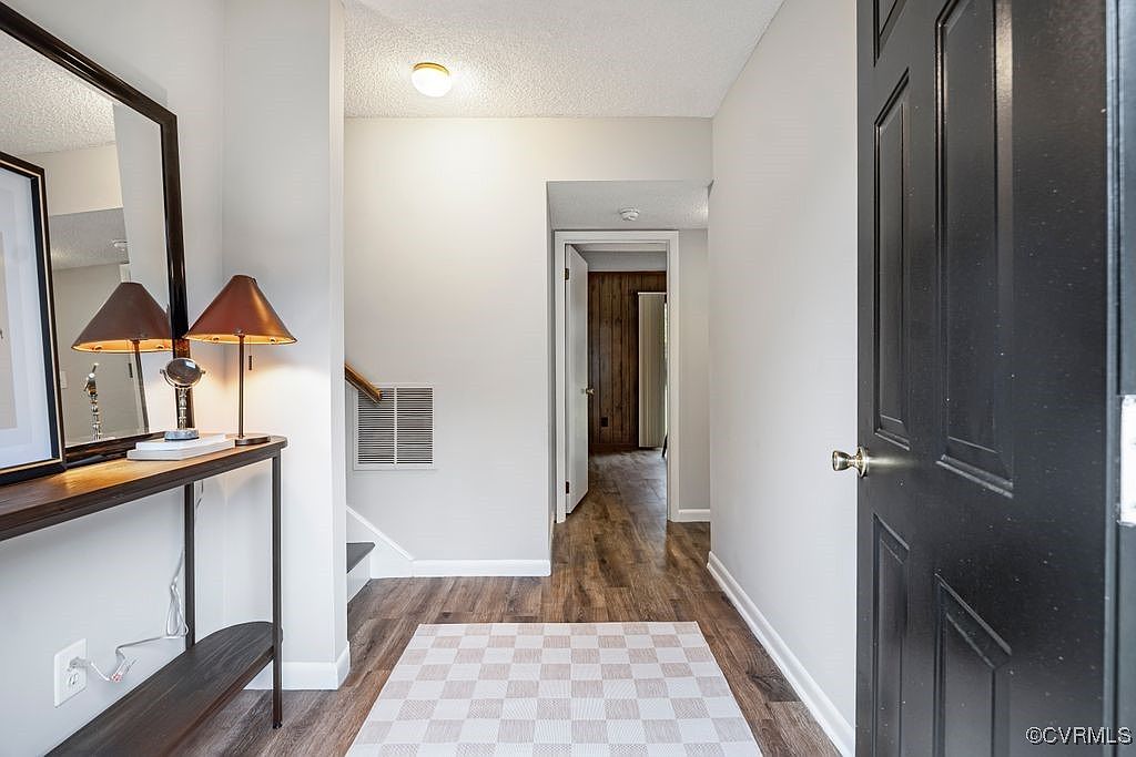 9548 Bent Wood Ln, North Chesterfield, VA 23237 | Zillow