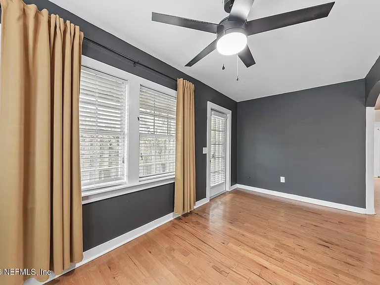 2813 Princeton Ave — Photo 13