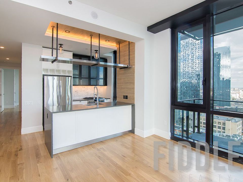 1st image of 4441 Purves St APT 2101