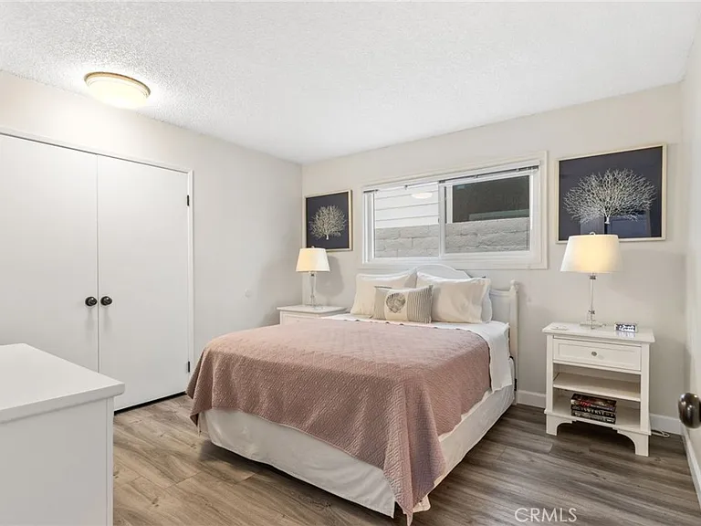 218 E Balboa Blvd #1/2 — Photo 12