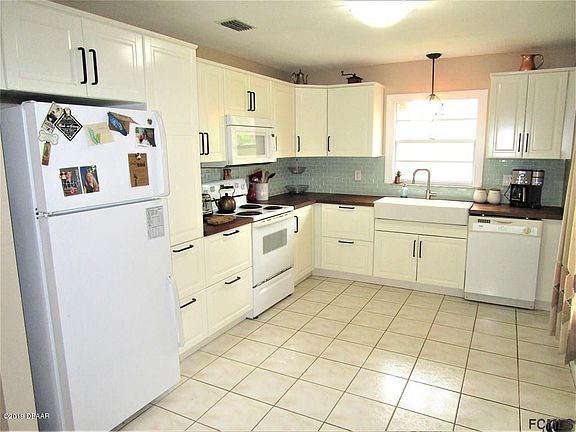 3rd image of 56 Berkshire Ln