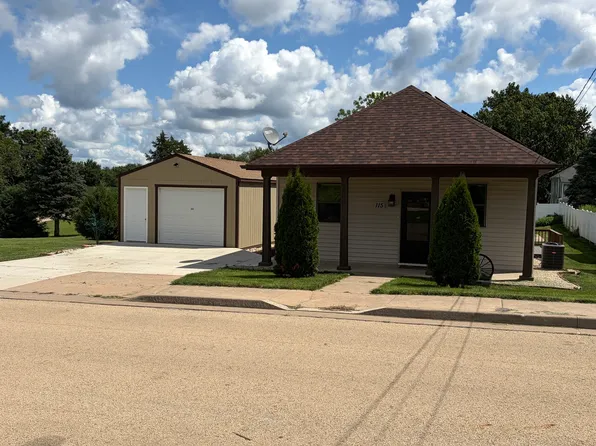 115 N Milwaukee St, Mark, IL 61340