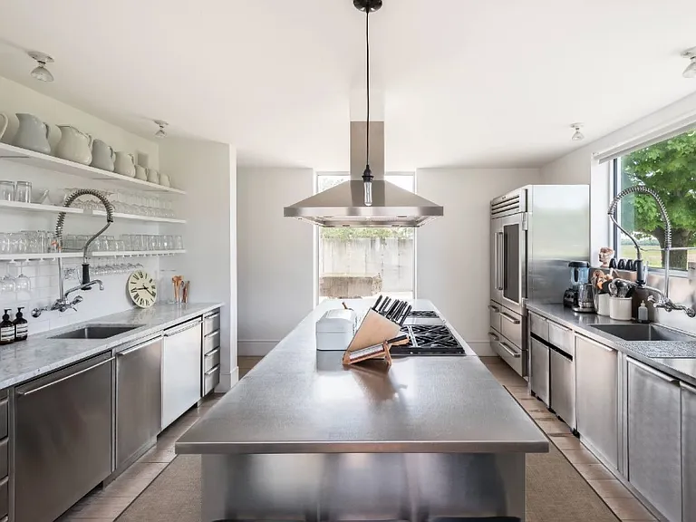 451 Scuttle Hole Rd — Photo 10