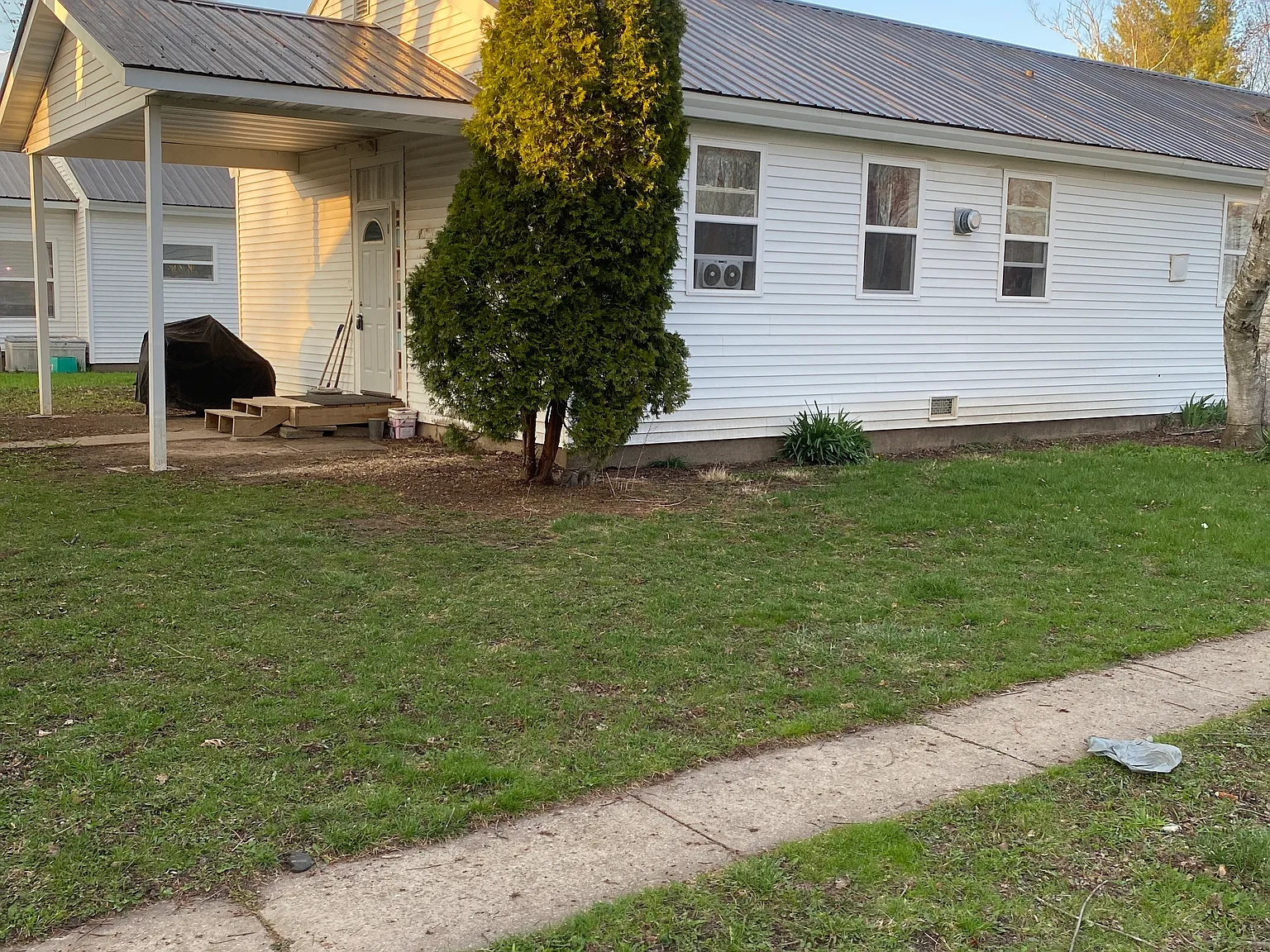 3 bed, $1,195 — Photo 3
