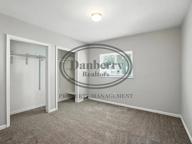 822 Searles Rd — Photo 23