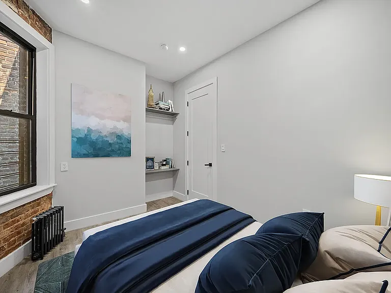 152 Patchen Ave #4R — Photo 6