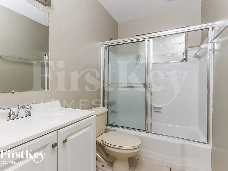 314 NW 49th Ave — Photo 10