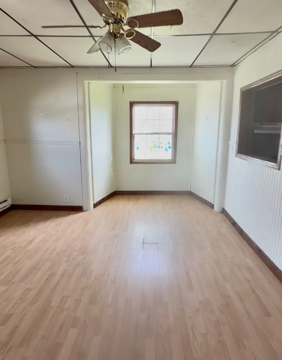 710 Chesaning St — Photo 4