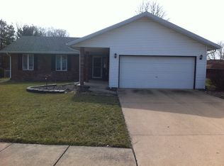 1815 Meadow Ln, Edwardsville, IL 62025