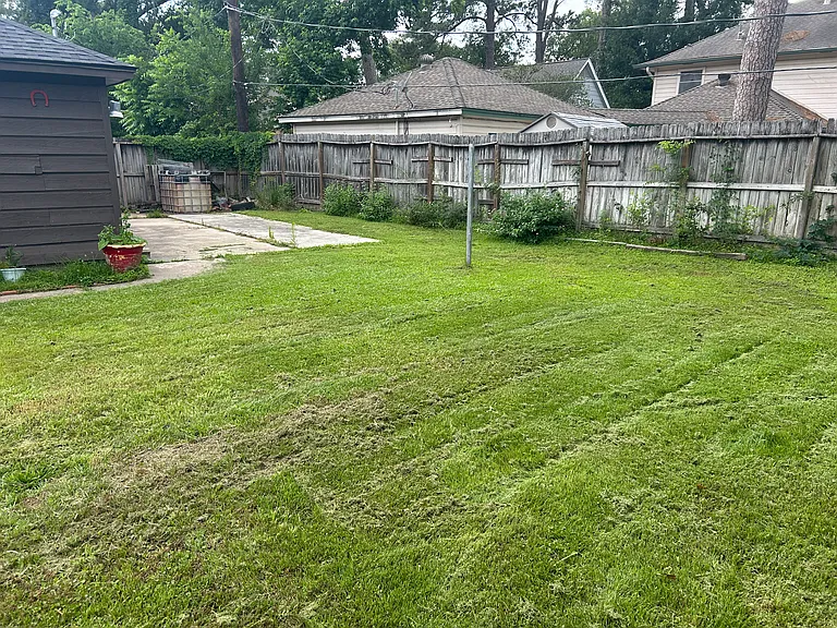 1006 Caspian Ln — Photo 29