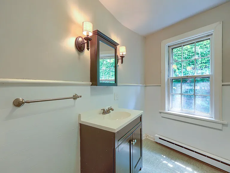 107 South St — Photo 7