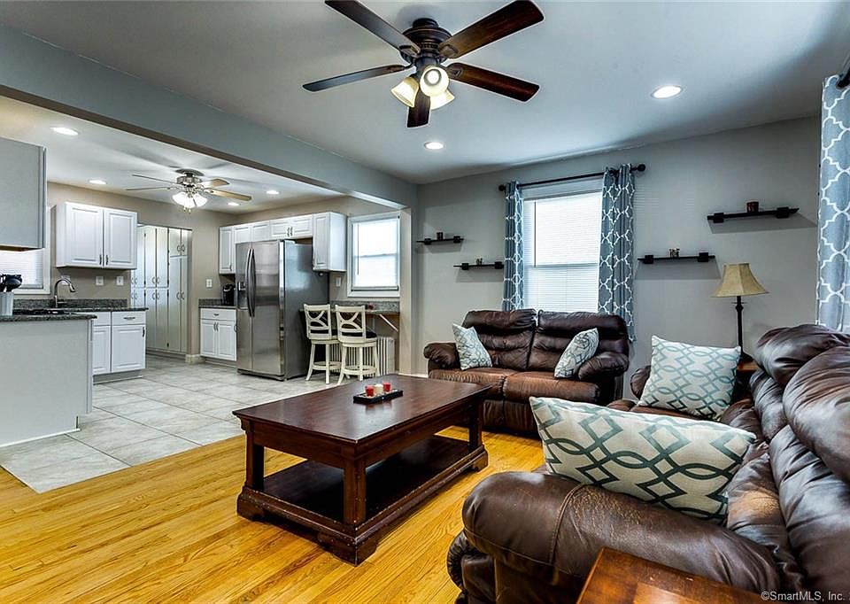 1st image of 46 Pardee Pl