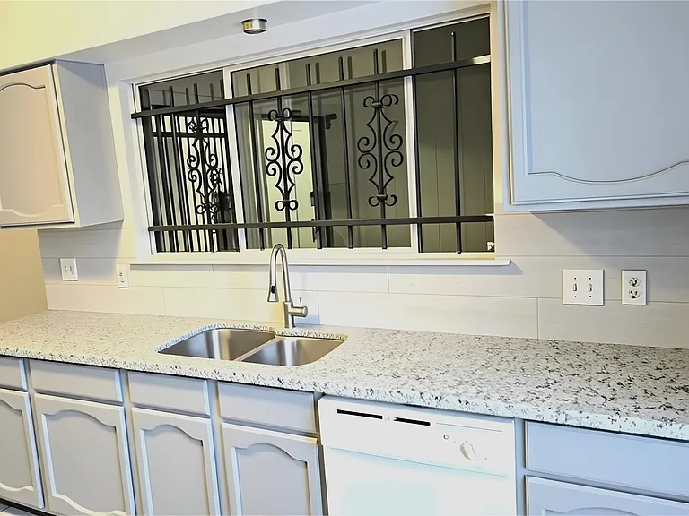 13146 Newbrook Dr — Photo 10