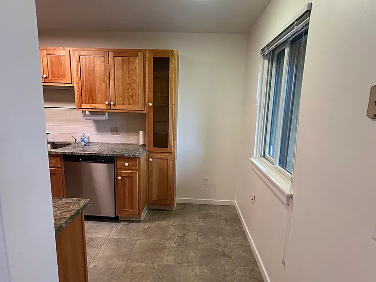 419 Heritage Vlg #B — Photo 11