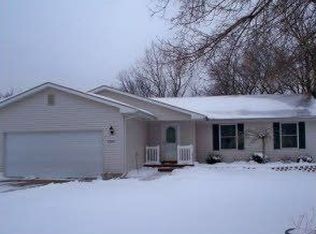 1725 N Willow Hwy, Lansing, MI 48917