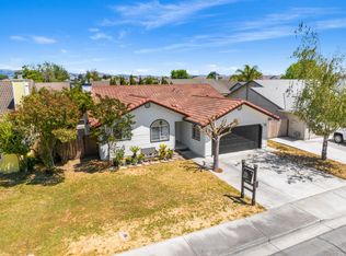 641 Spring Dr, Hollister, CA 95023