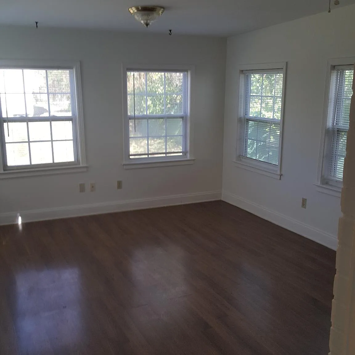 2 bed, 1047 sqft, $1,200 — Photo 3