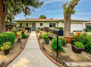 2820 Willow Dr, Madera, CA 93637