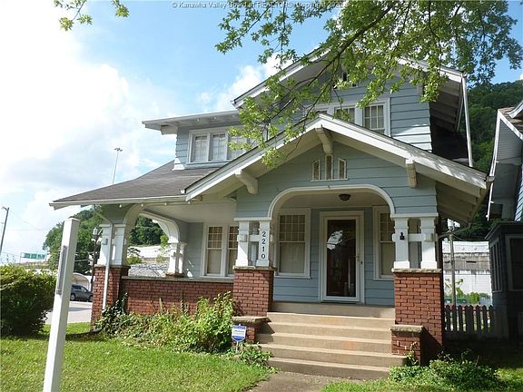 3rd image of 2210 Washington St E
