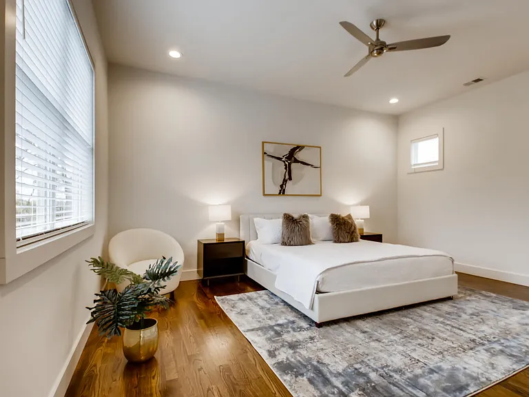 2708C Larmon Dr — Photo 12