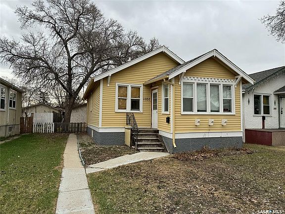2nd image of 1057 Athol St