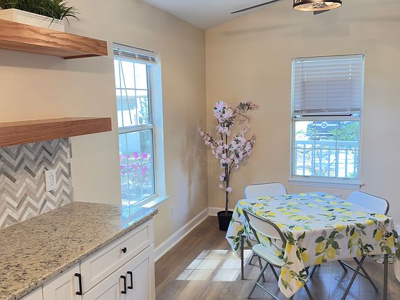 3rd image of 1509 Docksider Ct