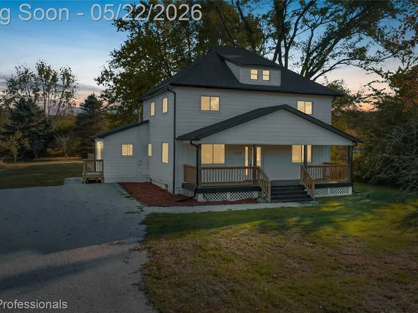 7359 Saint Clair Hwy, China, MI 48054