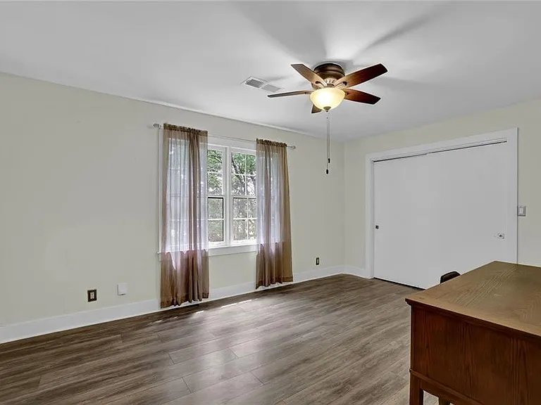 2683 Ashworth Cir SW — Photo 9
