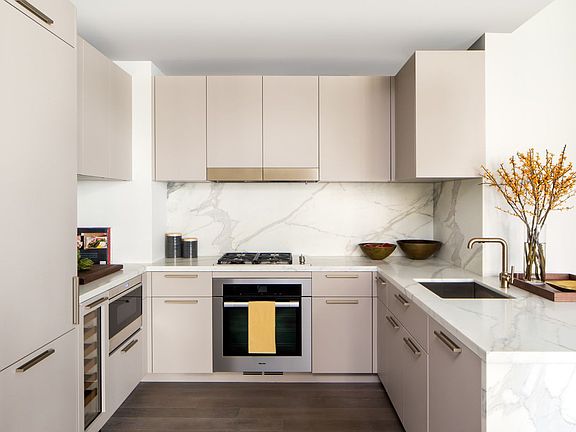5th image of 305 E 51st St APT 3F