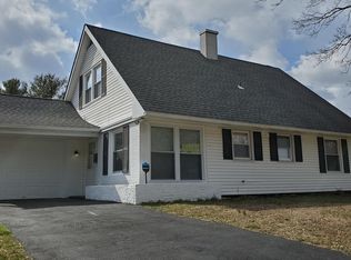 5 Sandstone Ln, Willingboro, NJ 08046