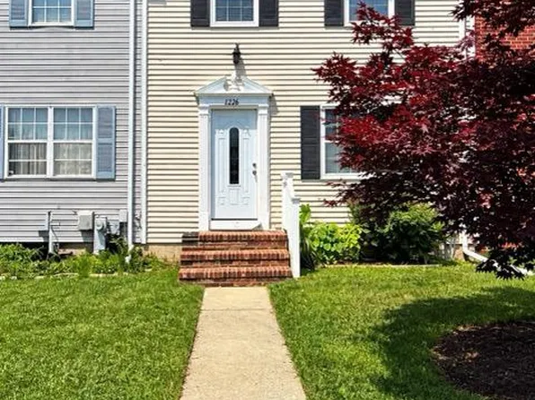 1226 Holmespun Dr, Pasadena, MD 21122