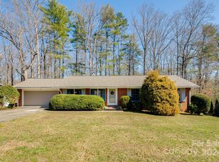 213 Grove St, Brevard, NC 28712