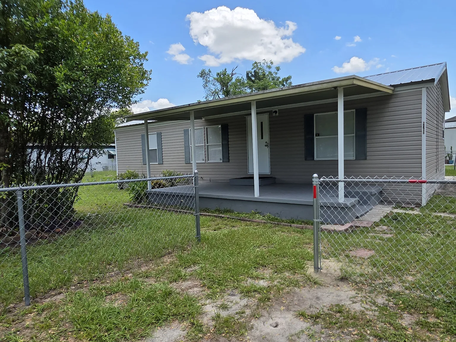 3 bed, 1152 sqft, $1,945 — Photo 4
